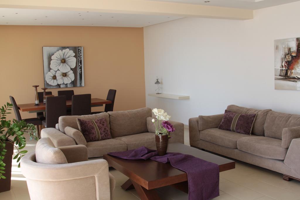River Beach Apartments Limassol Luaran gambar
