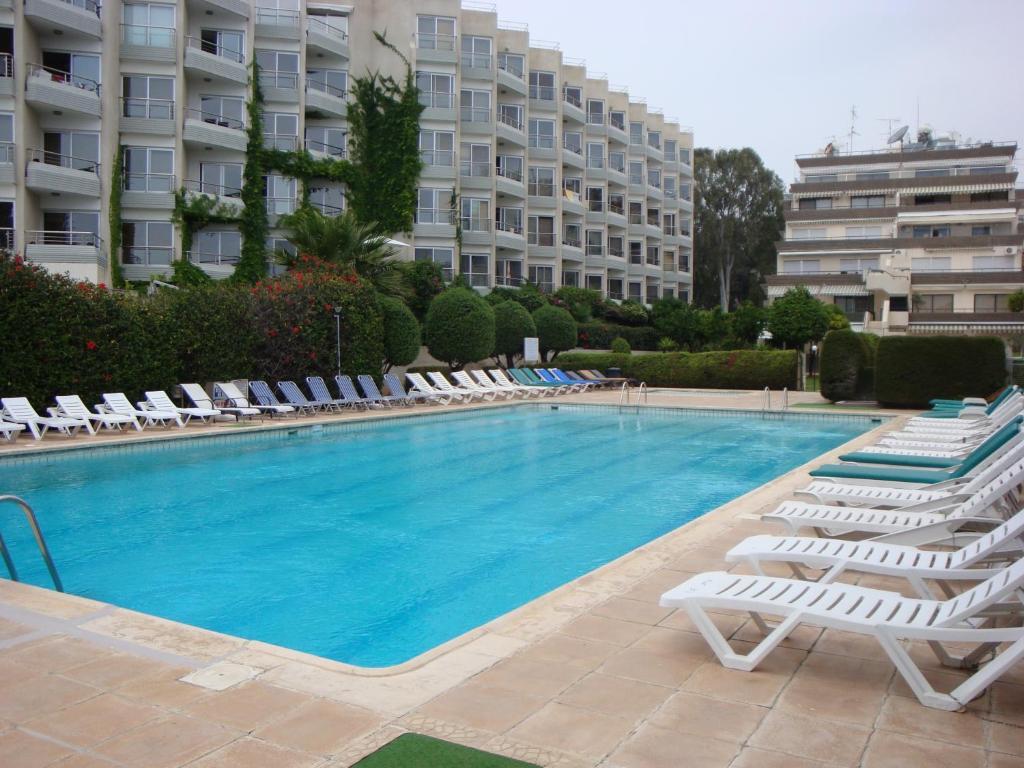 River Beach Apartments Limassol Bilik gambar