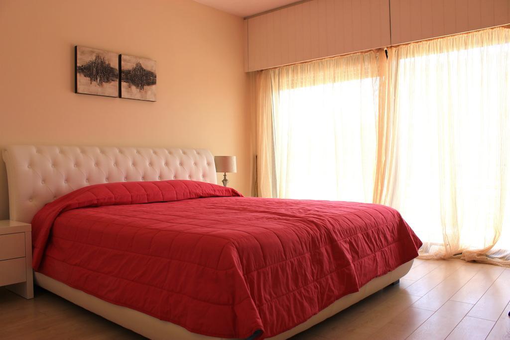 River Beach Apartments Limassol Bilik gambar